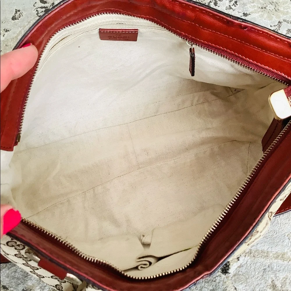 GUCCI canvas GG monogram shoulder bag 🌻 - Picture 12 of 16